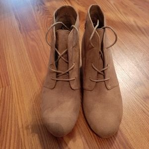 Dr. Scholl's Conquer Wedge Bootie 8.5M